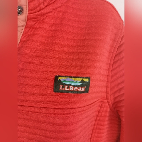 L.L BEAN Dopamine Coral Salmon Red Airlight Knit Pullover (#1,237) - Picture 3 of 7